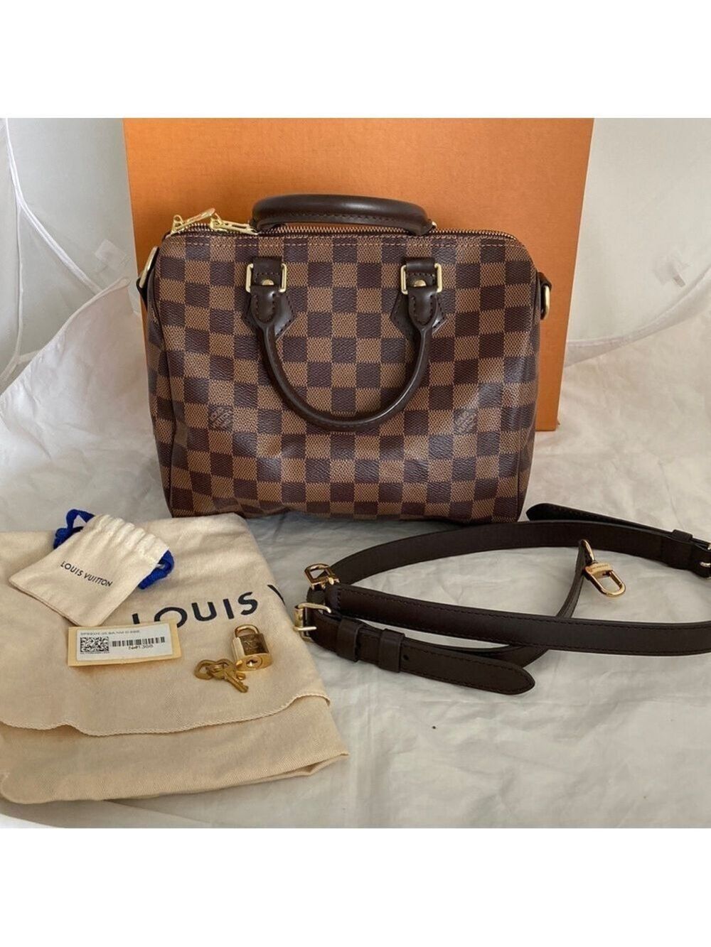 LOUIS Vuitton Speedy 25 Bandouliere